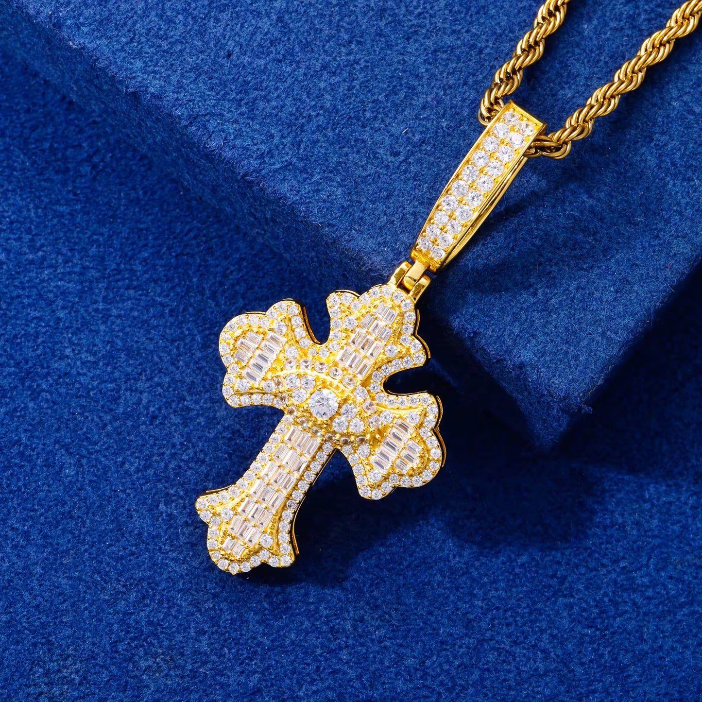 Cathedral Cross Pendant Gold
