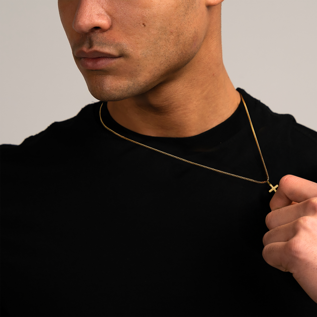 Cross Chain Pendant Gold
