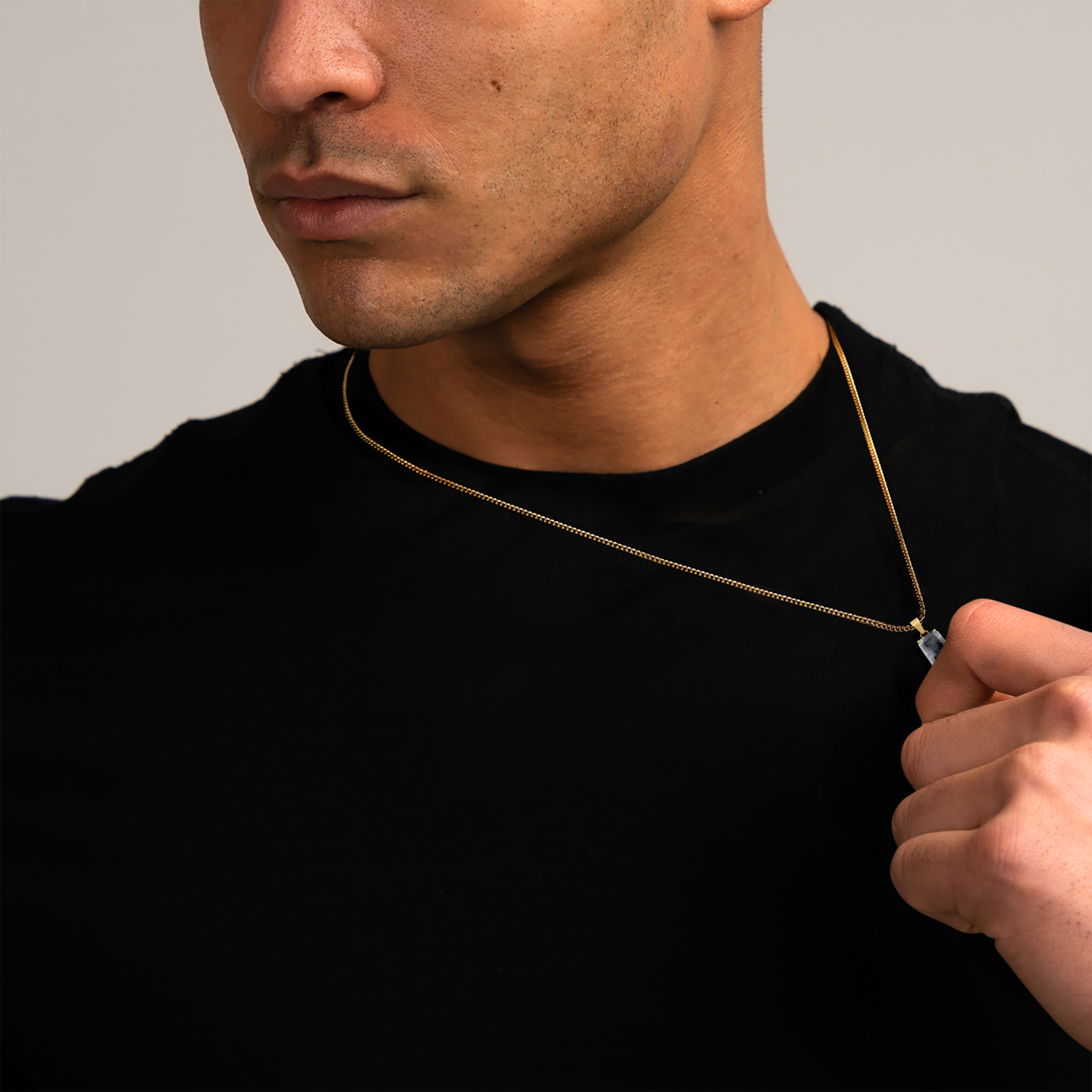 Void Chain Spectrolite Pendant Gold