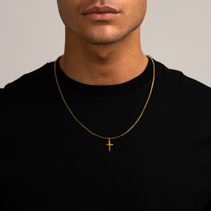 Cross Chain Pendant Gold