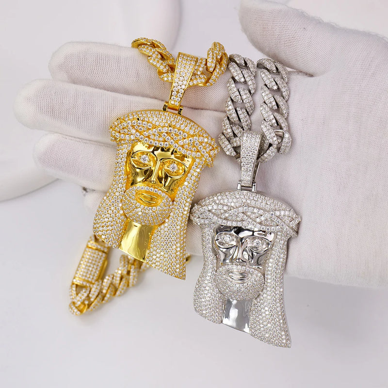 Corvanni Jesus Pendant