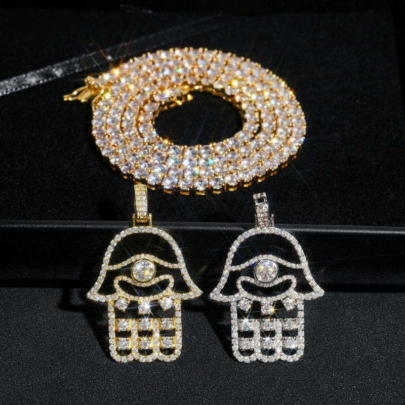 Corvanni Hamsa Pendant