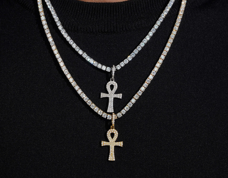 Corvanni Pavé Ankh Pendant