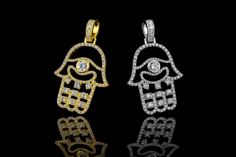 Corvanni Hamsa Pendant