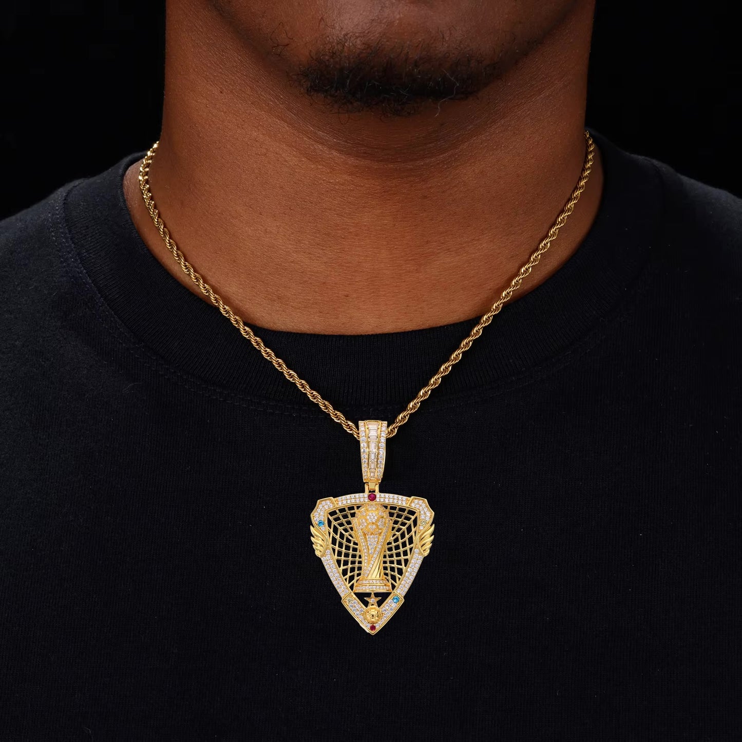 Victory Crown Pendant Gold
