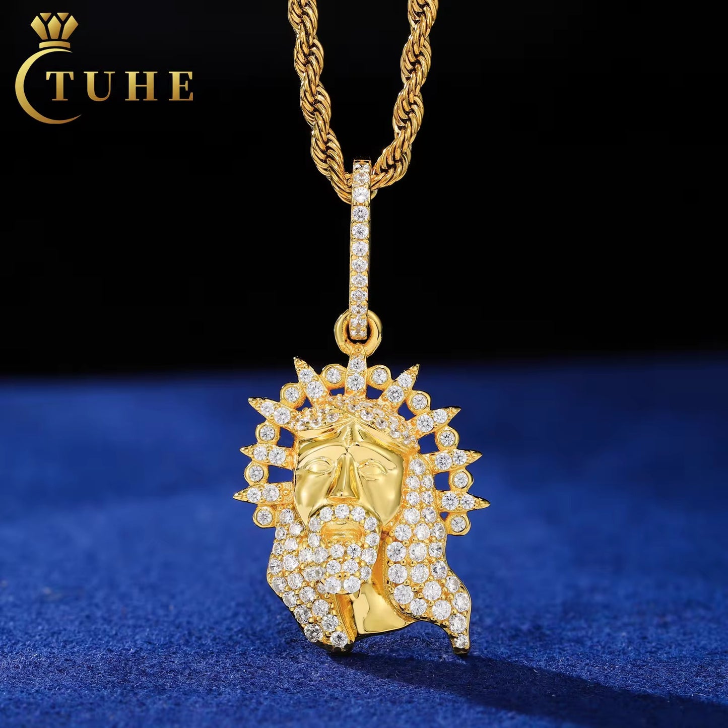 Sovereign Cross Pendant Gold