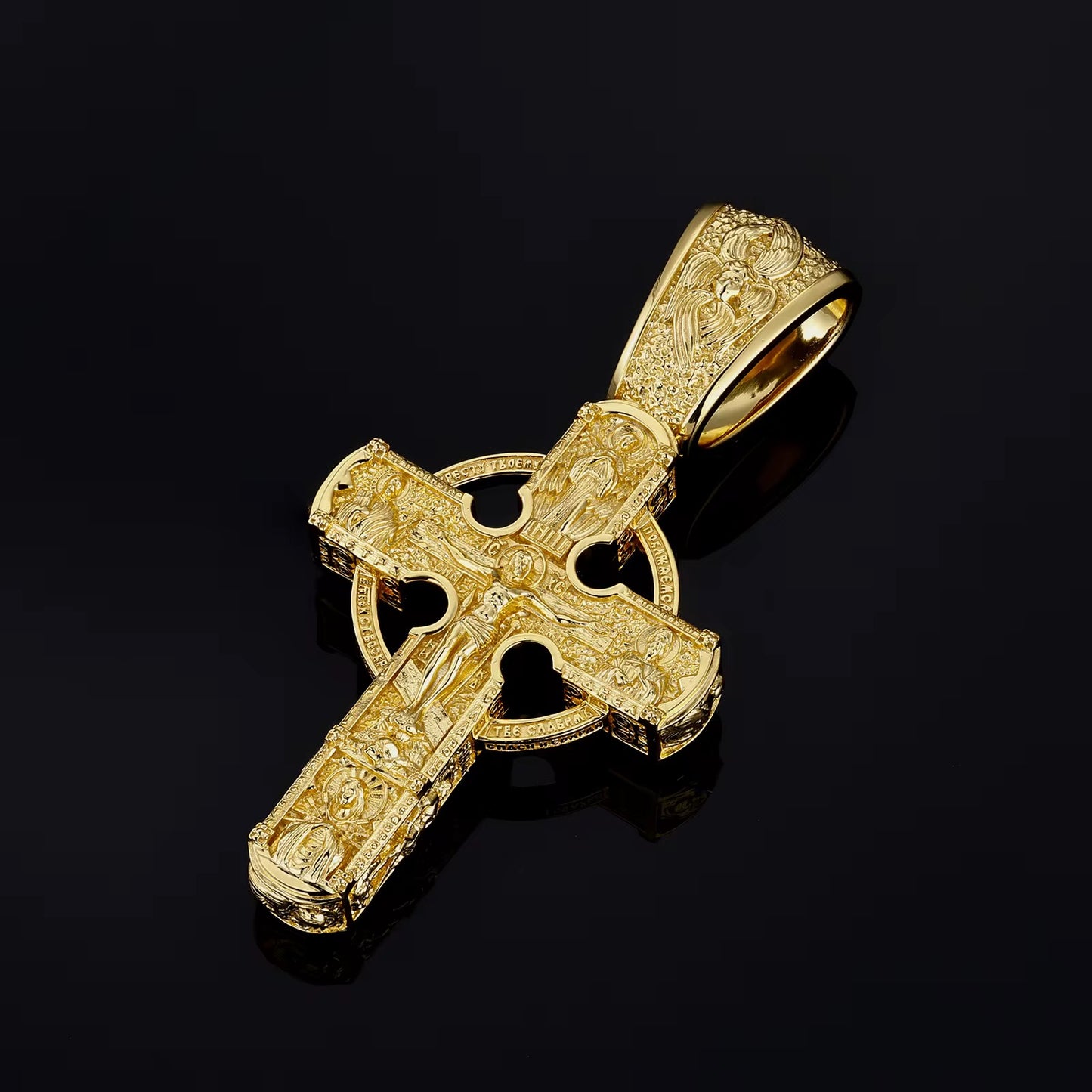 Sanctum Cross Pendant Gold