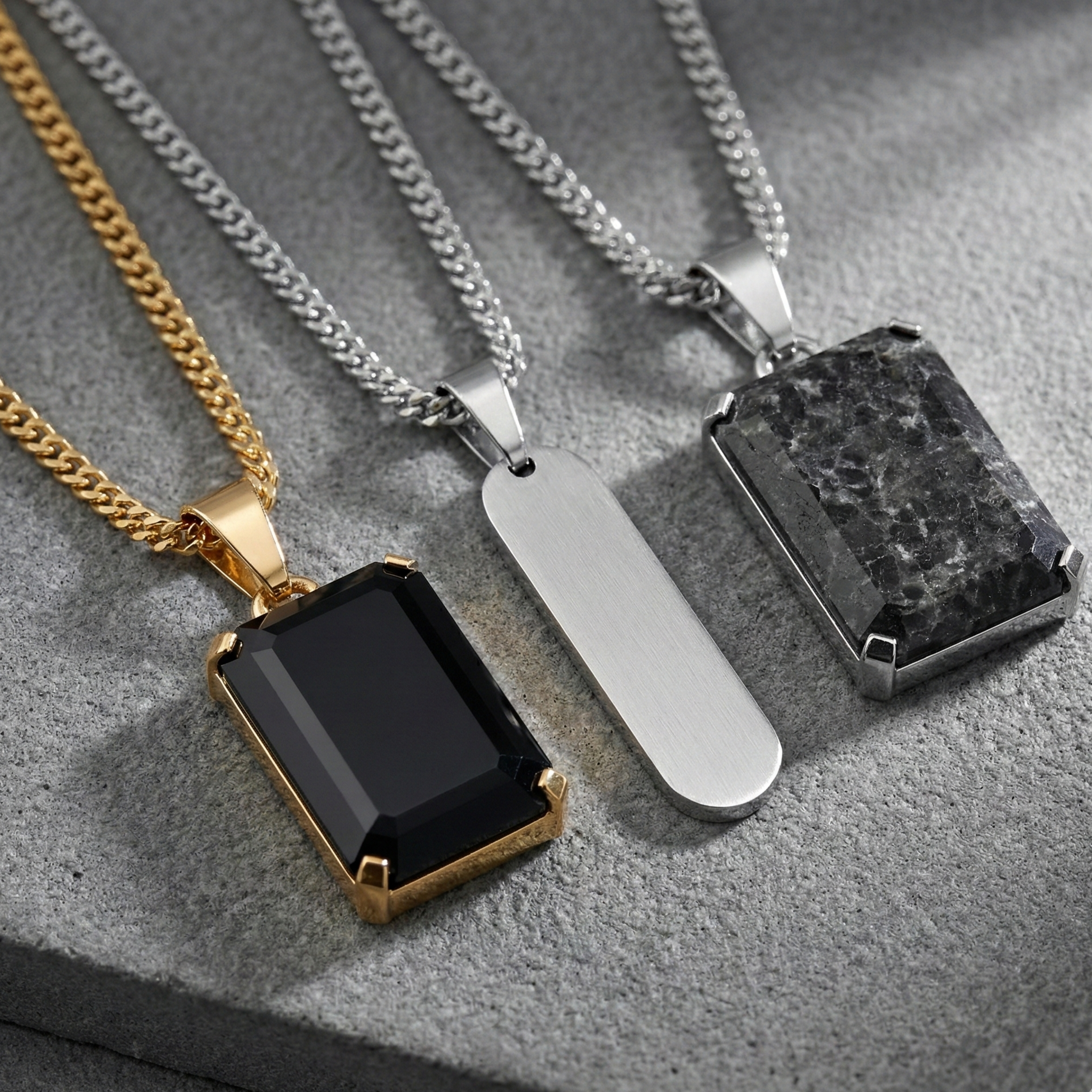 Void Chain Onyx Pendant Gold
