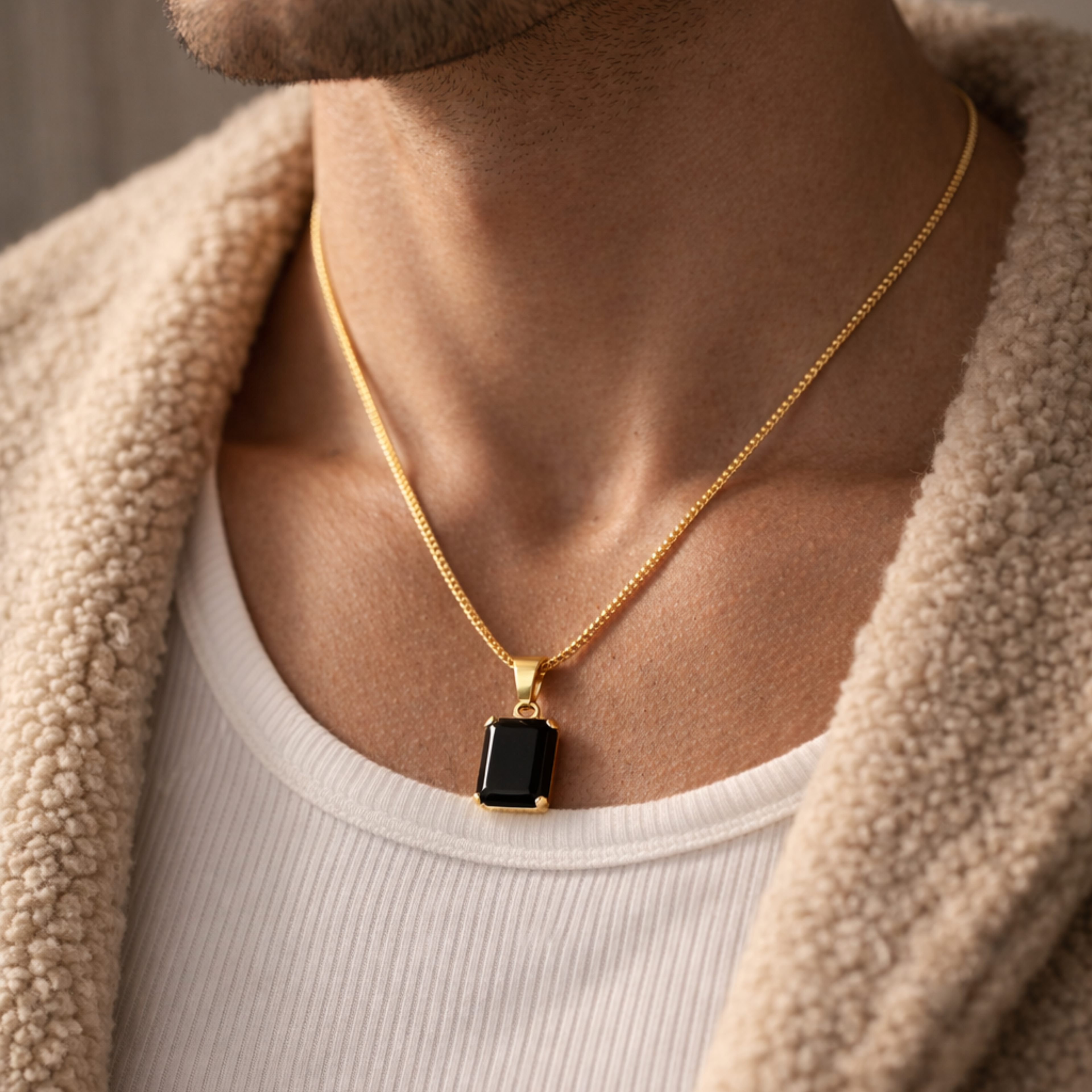 Void Chain Onyx Pendant Gold
